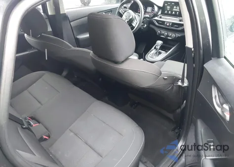 2021 Kia Forte Fe из США, поврежденный, VIN 3KPF24AD4ME350001